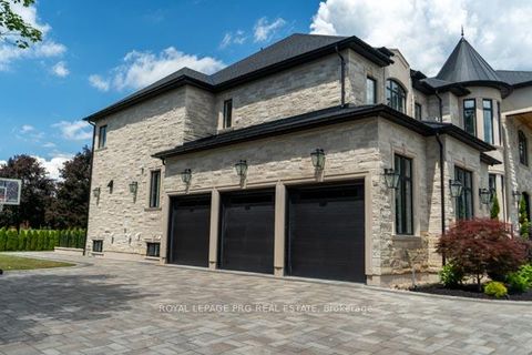Photo 2 at 12 Hollywood Crescent, Nobleton, King