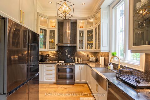 Photo 22 at 12 Hollywood Crescent, Nobleton, King