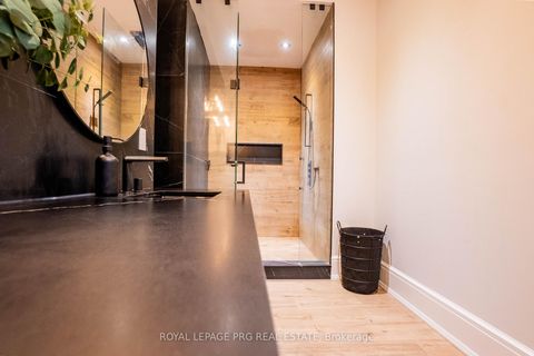 Photo 31 at 12 Hollywood Crescent, Nobleton, King