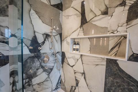 Photo 39 at 12 Hollywood Crescent, Nobleton, King