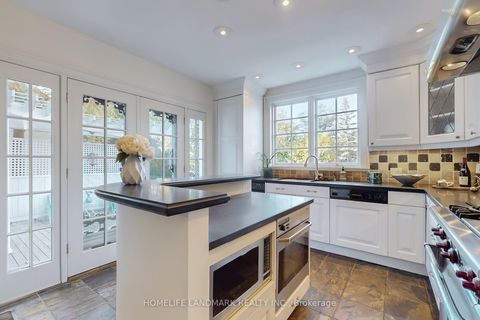 Photo 8 at 8 Killarney Road, Forest Hill South, Toronto