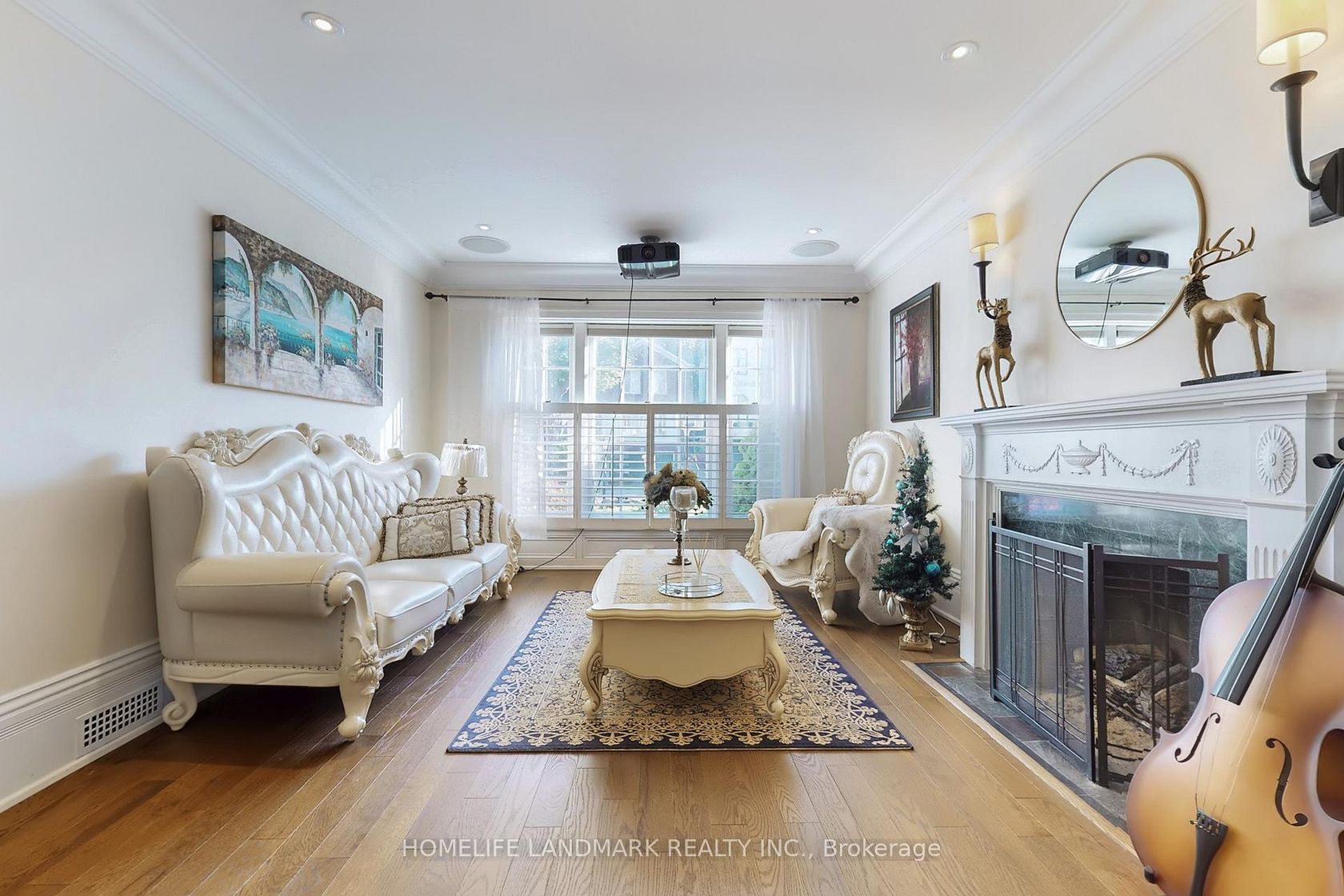 Photo 1 at 8 Killarney Road, Forest Hill South, Toronto