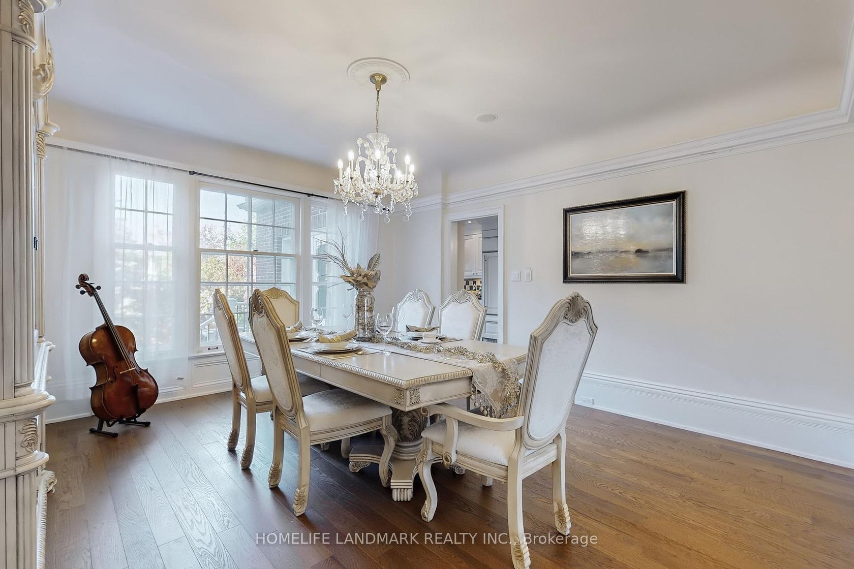 Photo 3 at 8 Killarney Road, Forest Hill South, Toronto