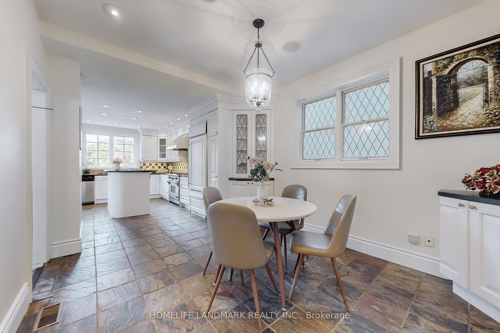 Photo 10 at 8 Killarney Road, Forest Hill South, Toronto