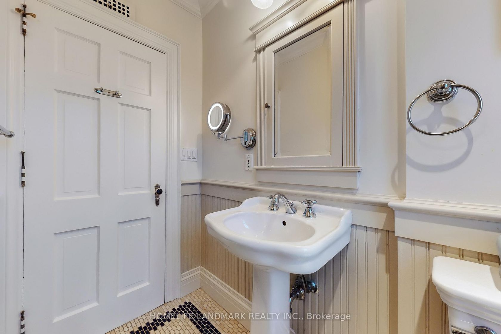 Photo 28 at 8 Killarney Road, Forest Hill South, Toronto Photo 28 at 8 Killarney Road, Forest Hill South, Toronto