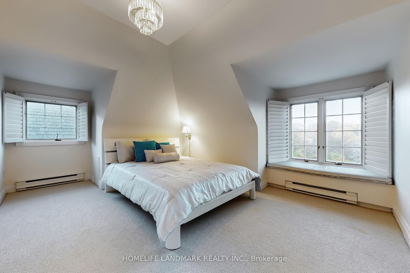 Photo 31 at 8 Killarney Road, Forest Hill South, Toronto