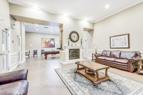 Photo 20 at 209 - 10211 Keele Street, Maple, Vaughan