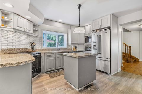 Photo 9 at 149 Blake Street, North Shore, Barrie