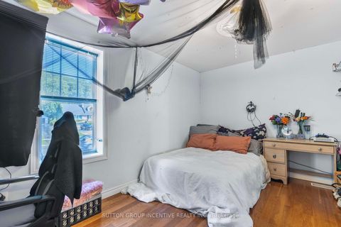 Photo 13 at 149 Blake Street, North Shore, Barrie