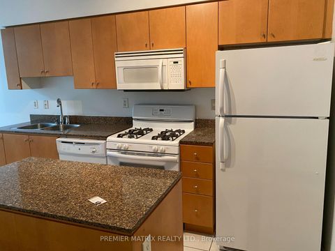 Photo 3 at 101 - 10 Navy Wharf Court, Waterfront Communities C1, Toronto