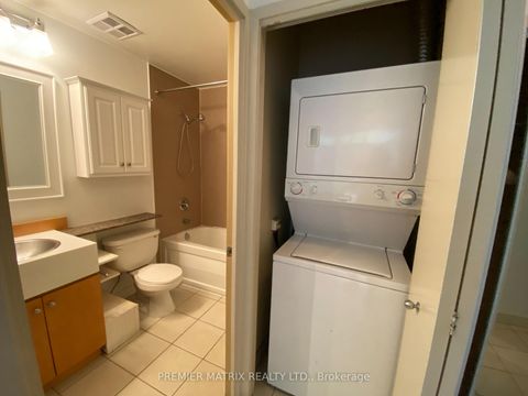 Photo 16 at 101 - 10 Navy Wharf Court, Waterfront Communities C1, Toronto