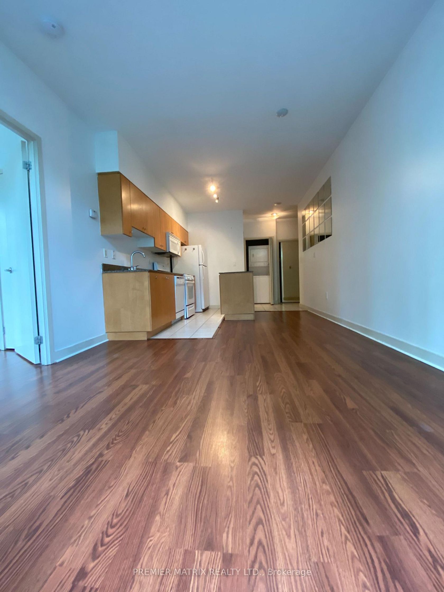 Photo 8 at 101 - 10 Navy Wharf Court, Waterfront Communities C1, Toronto Photo 8 at 101 - 10 Navy Wharf Court, Waterfront Communities C1, Toronto