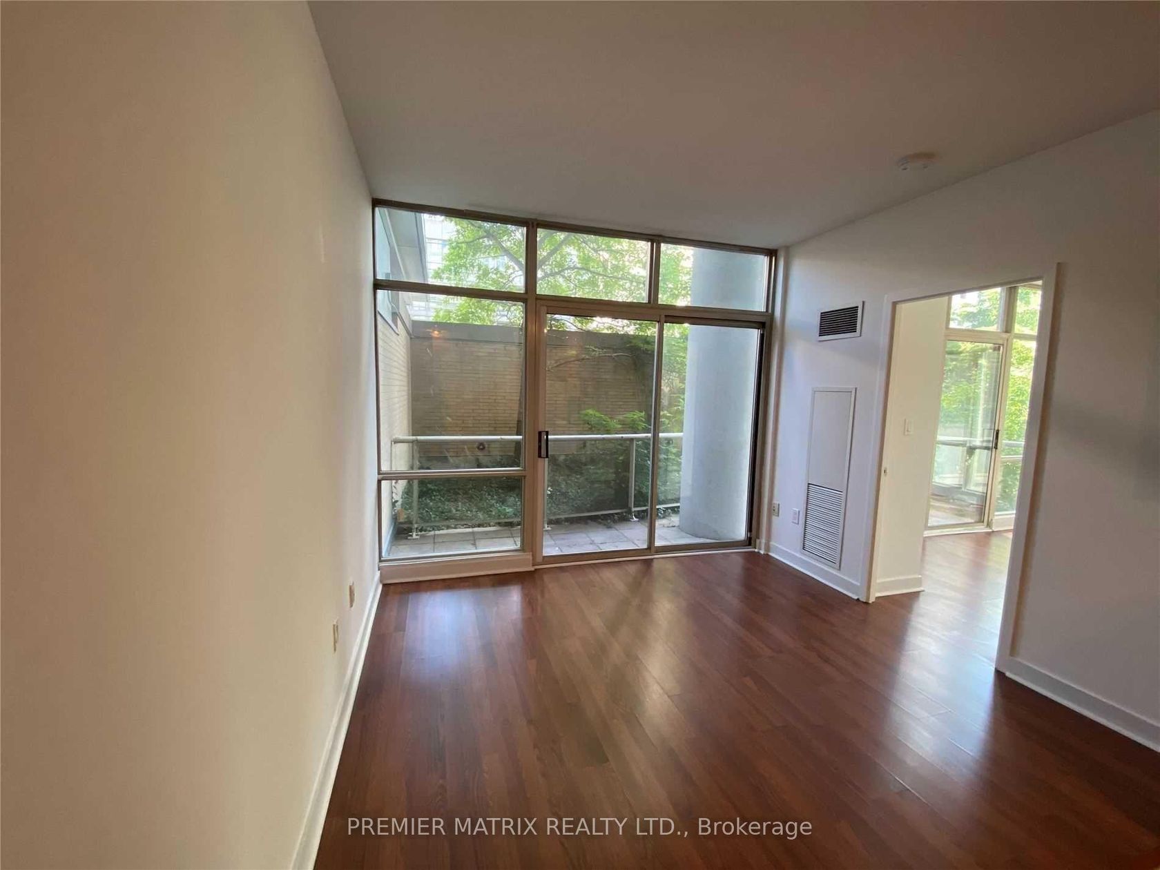 Photo 9 at 101 - 10 Navy Wharf Court, Waterfront Communities C1, Toronto Photo 9 at 101 - 10 Navy Wharf Court, Waterfront Communities C1, Toronto