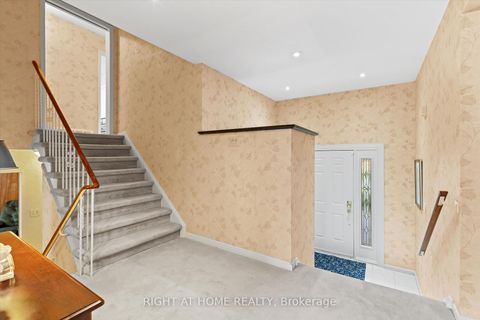 Photo 5 at 266 Newton Drive, Newtonbrook East, Toronto