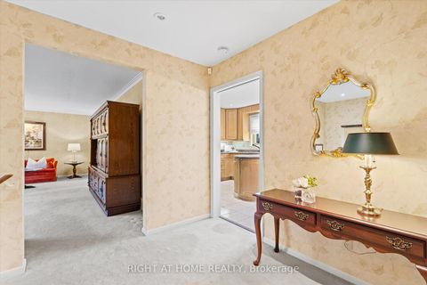 Photo 7 at 266 Newton Drive, Newtonbrook East, Toronto