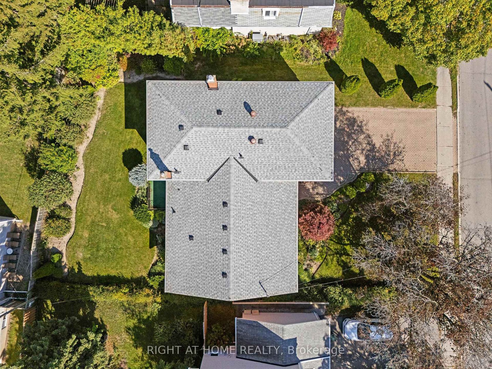 Photo 46 at 266 Newton Drive, Newtonbrook East, Toronto Photo 46 at 266 Newton Drive, Newtonbrook East, Toronto