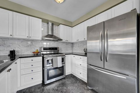 Photo 10 at 35 Westover Drive, Bowmanville, Clarington