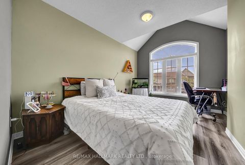 Photo 16 at 35 Westover Drive, Bowmanville, Clarington