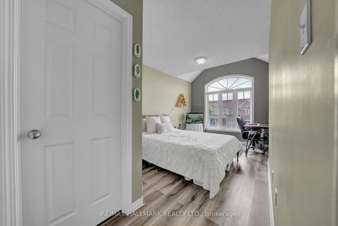 Photo 17 at 35 Westover Drive, Bowmanville, Clarington