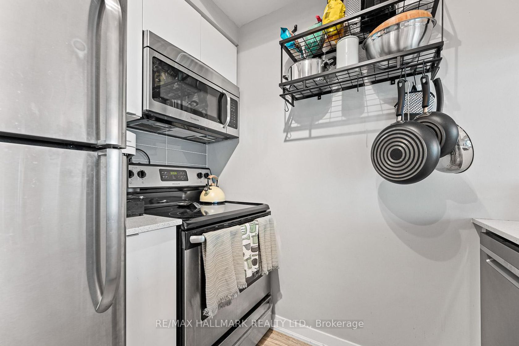 Photo 6 at 709 - 69 Lynn Williams Street, Niagara, Toronto Photo 6 at 709 - 69 Lynn Williams Street, Niagara, Toronto