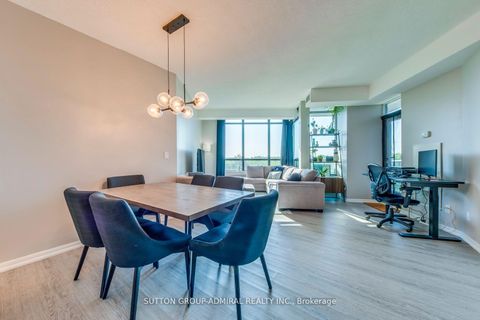 Photo 3 at 709 - 219 Fort York Boulevard, Niagara, Toronto