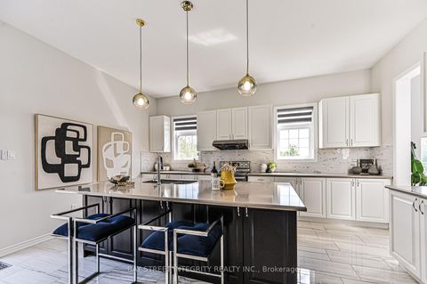 Photo 15 at 123 Mitchell Place, Glenway Estates, Newmarket