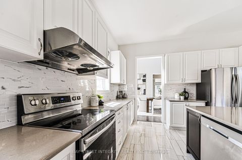 Photo 16 at 123 Mitchell Place, Glenway Estates, Newmarket