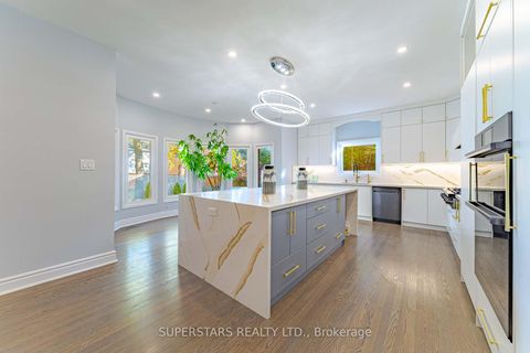 Photo 8 at 42 Grangemill Crescent, Don Mills, Toronto