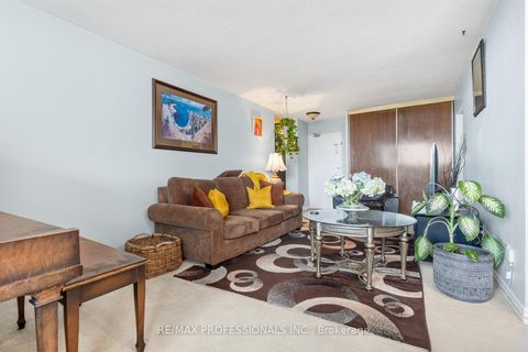 Photo 5 at 811 - 180 Markham Road, Scarborough Village, Toronto