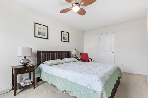 Photo 14 at 811 - 180 Markham Road, Scarborough Village, Toronto