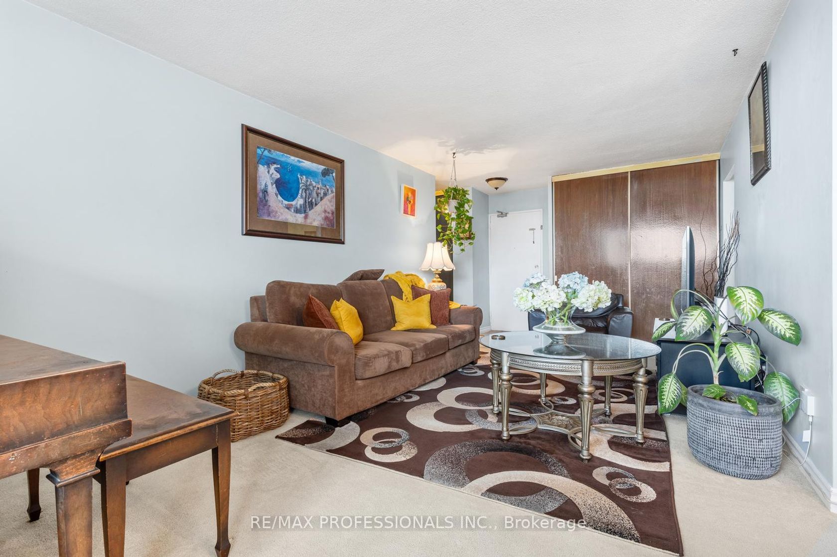 Photo 5 at 811 - 180 Markham Road, Scarborough Village, Toronto Photo 5 at 811 - 180 Markham Road, Scarborough Village, Toronto