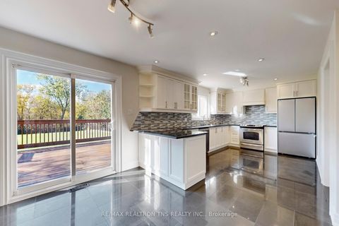 Photo 6 at 20 Doncrest Road, Doncrest, Richmond Hill