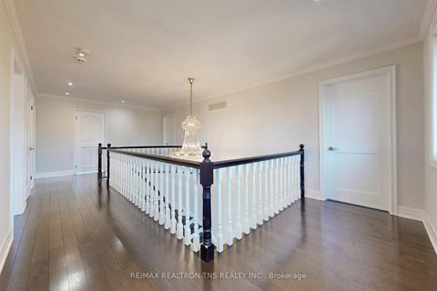 Photo 12 at 20 Doncrest Road, Doncrest, Richmond Hill