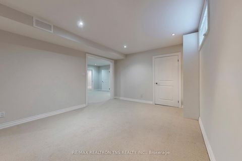 Photo 23 at 20 Doncrest Road, Doncrest, Richmond Hill