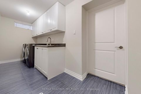 Photo 24 at 20 Doncrest Road, Doncrest, Richmond Hill