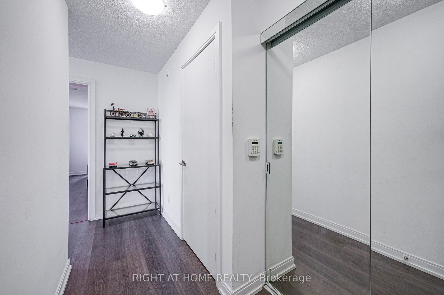 Photo 7 at 2503 - 255 Village Green Square, Malvern West, Toronto Photo 7 at 2503 - 255 Village Green Square, Malvern West, Toronto