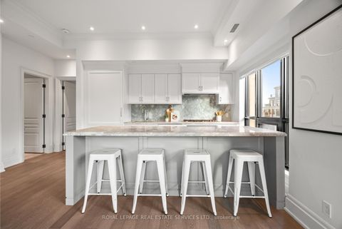 Photo 8 at 504 - 4 The Kingsway, Kingsway South, Toronto