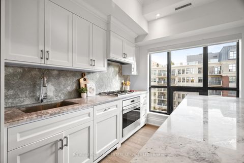 Photo 9 at 504 - 4 The Kingsway, Kingsway South, Toronto