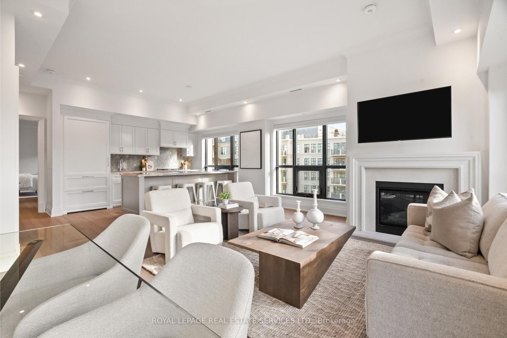 504 - 4 The Kingsway, Kingsway South, Toronto 