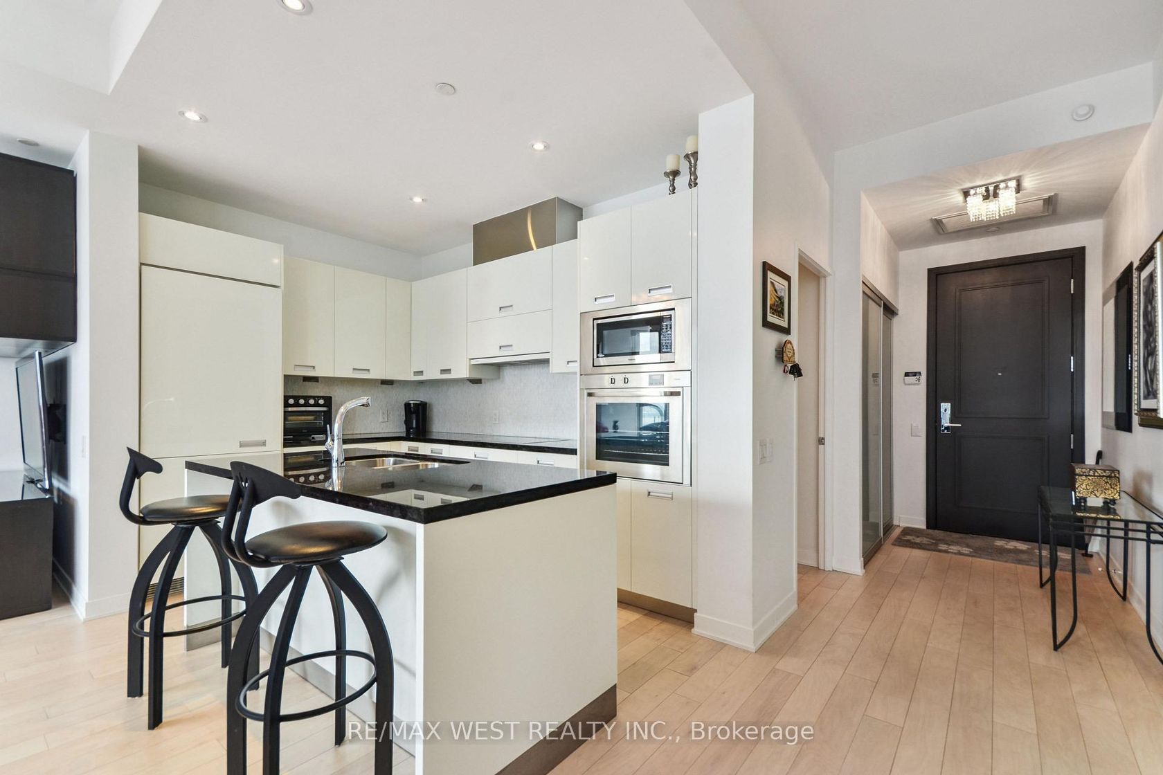 Photo 1 at 2906 - 88 Park Lawn Road, Mimico, Toronto Photo 1 at 2906 - 88 Park Lawn Road, Mimico, Toronto