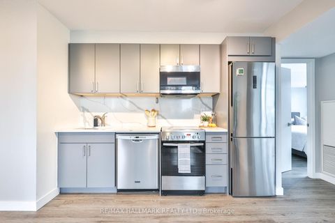 Photo 7 at 2503 - 15 Fort York Boulevard, Waterfront Communities C1, Toronto