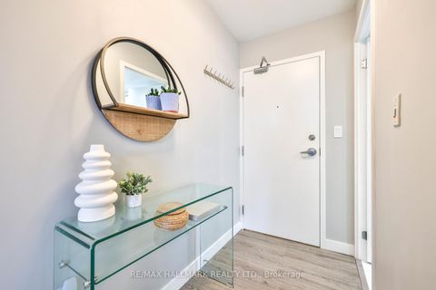 Photo 19 at 2503 - 15 Fort York Boulevard, Waterfront Communities C1, Toronto
