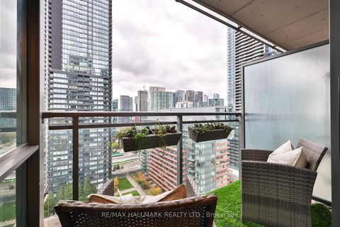 Photo 23 at 2503 - 15 Fort York Boulevard, Waterfront Communities C1, Toronto