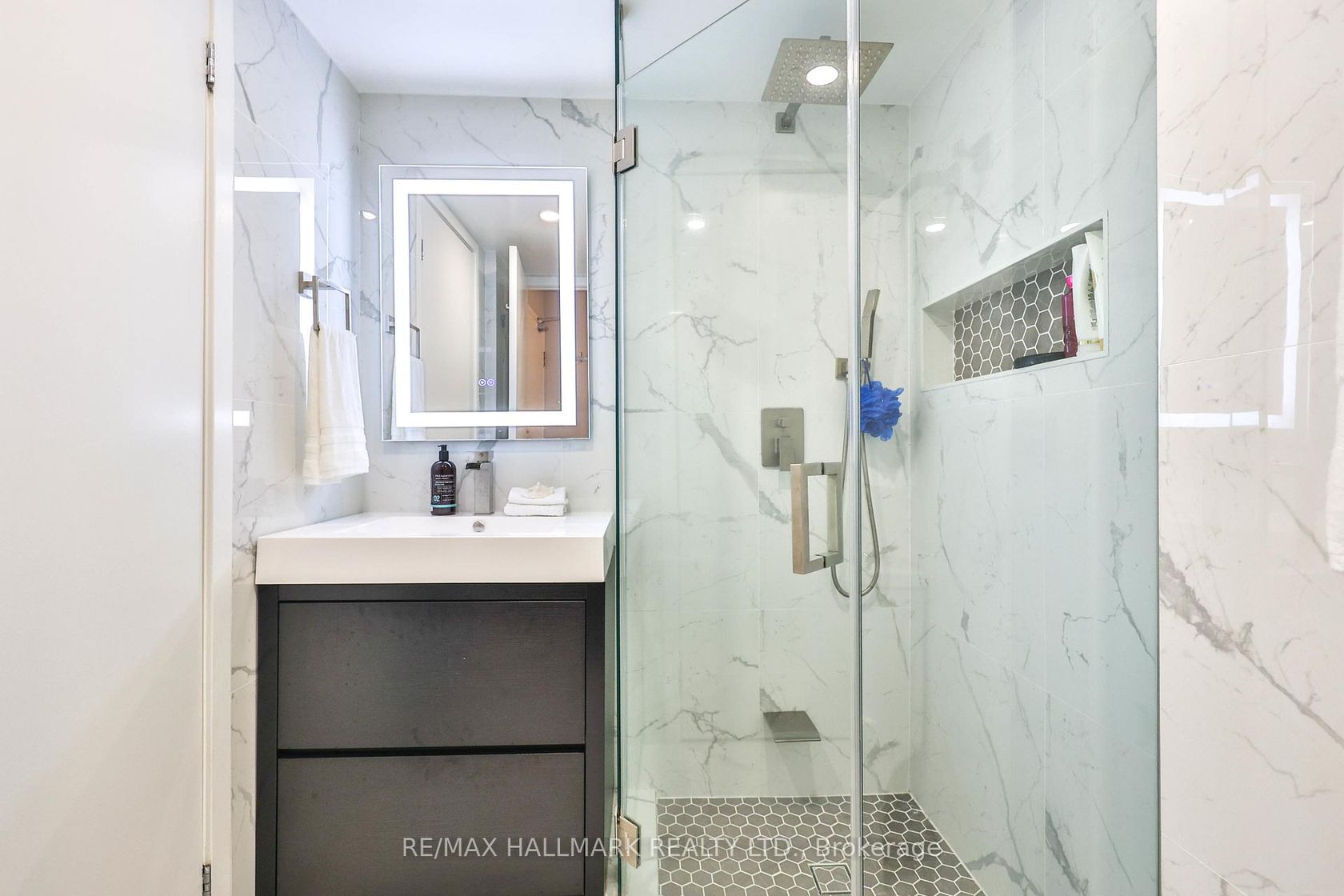 Photo 21 at 2503 - 15 Fort York Boulevard, Waterfront Communities C1, Toronto Photo 21 at 2503 - 15 Fort York Boulevard, Waterfront Communities C1, Toronto