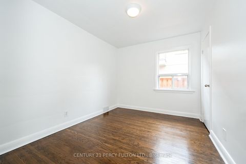 Photo 11 at 81 Maywood Parkway, Kennedy Park, Toronto