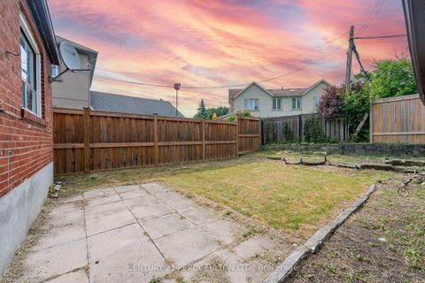 Photo 19 at 81 Maywood Parkway, Kennedy Park, Toronto