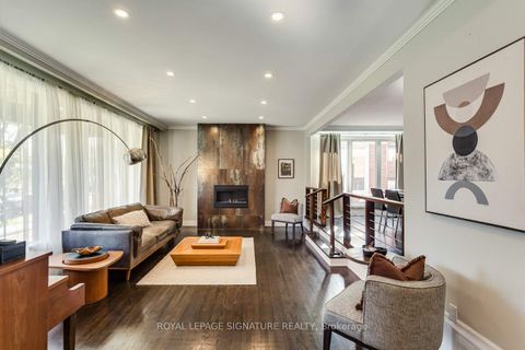 Photo 4 at 8 Bonnacord Drive, Clanton Park, Toronto