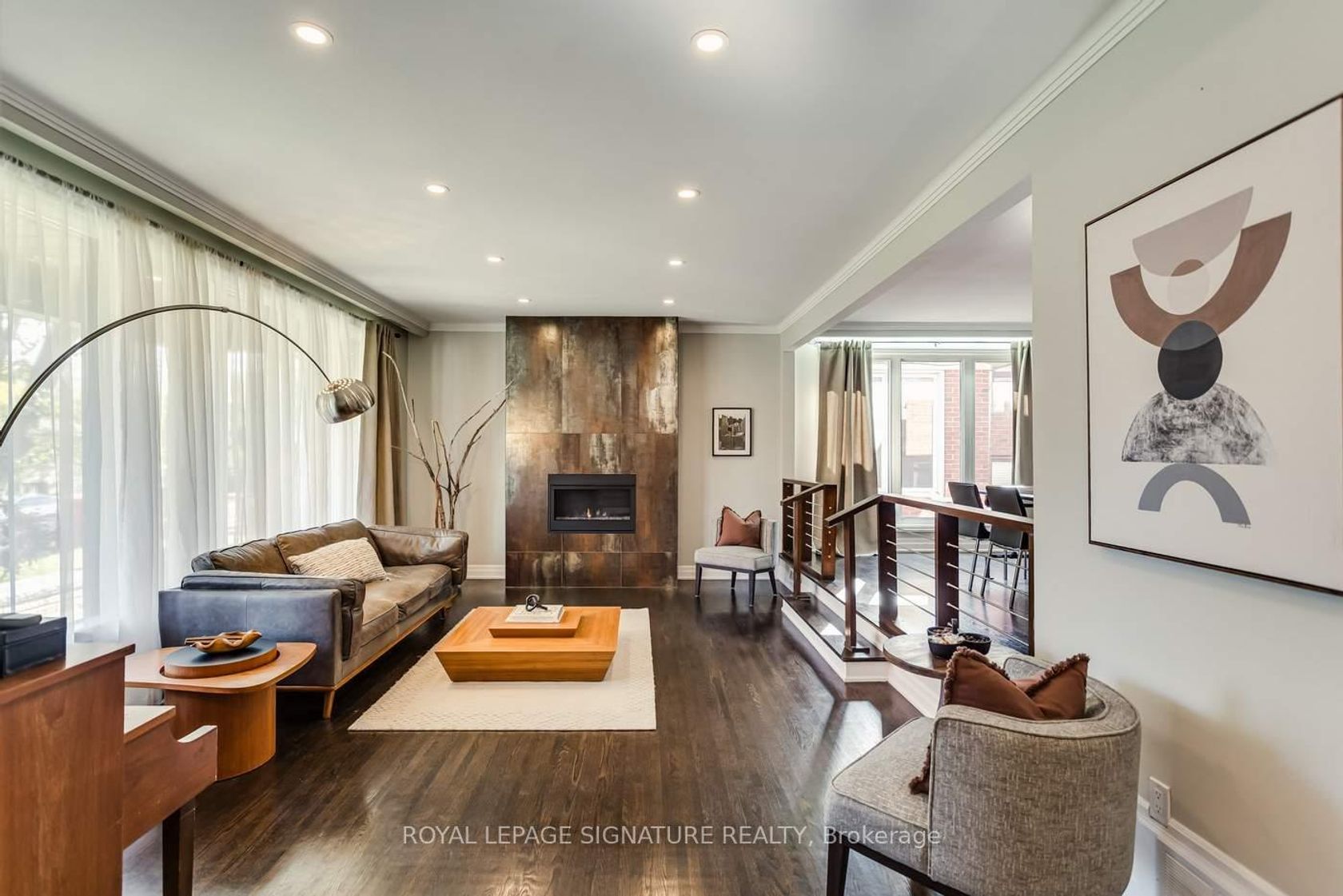 Photo 4 at 8 Bonnacord Drive, Clanton Park, Toronto Photo 4 at 8 Bonnacord Drive, Clanton Park, Toronto