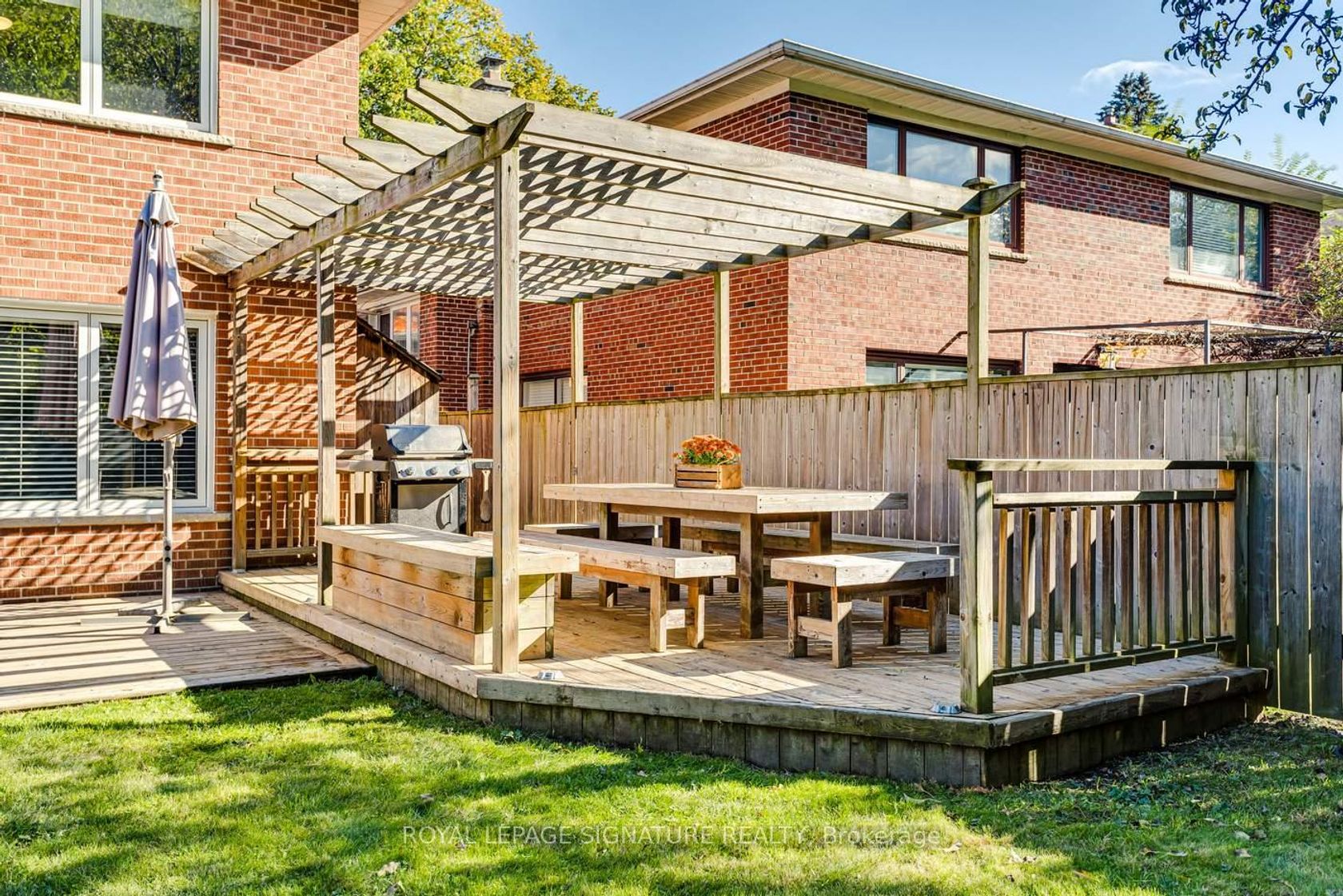 Photo 33 at 8 Bonnacord Drive, Clanton Park, Toronto Photo 33 at 8 Bonnacord Drive, Clanton Park, Toronto