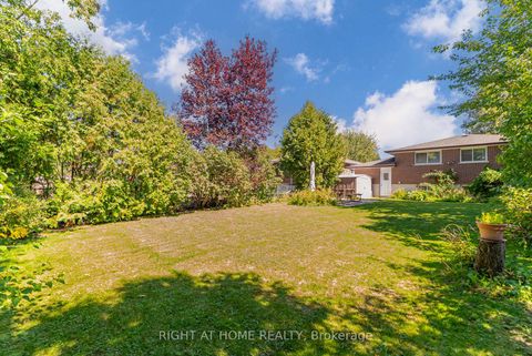 Photo 32 at 22 Rainier Square, L'Amoreaux, Toronto